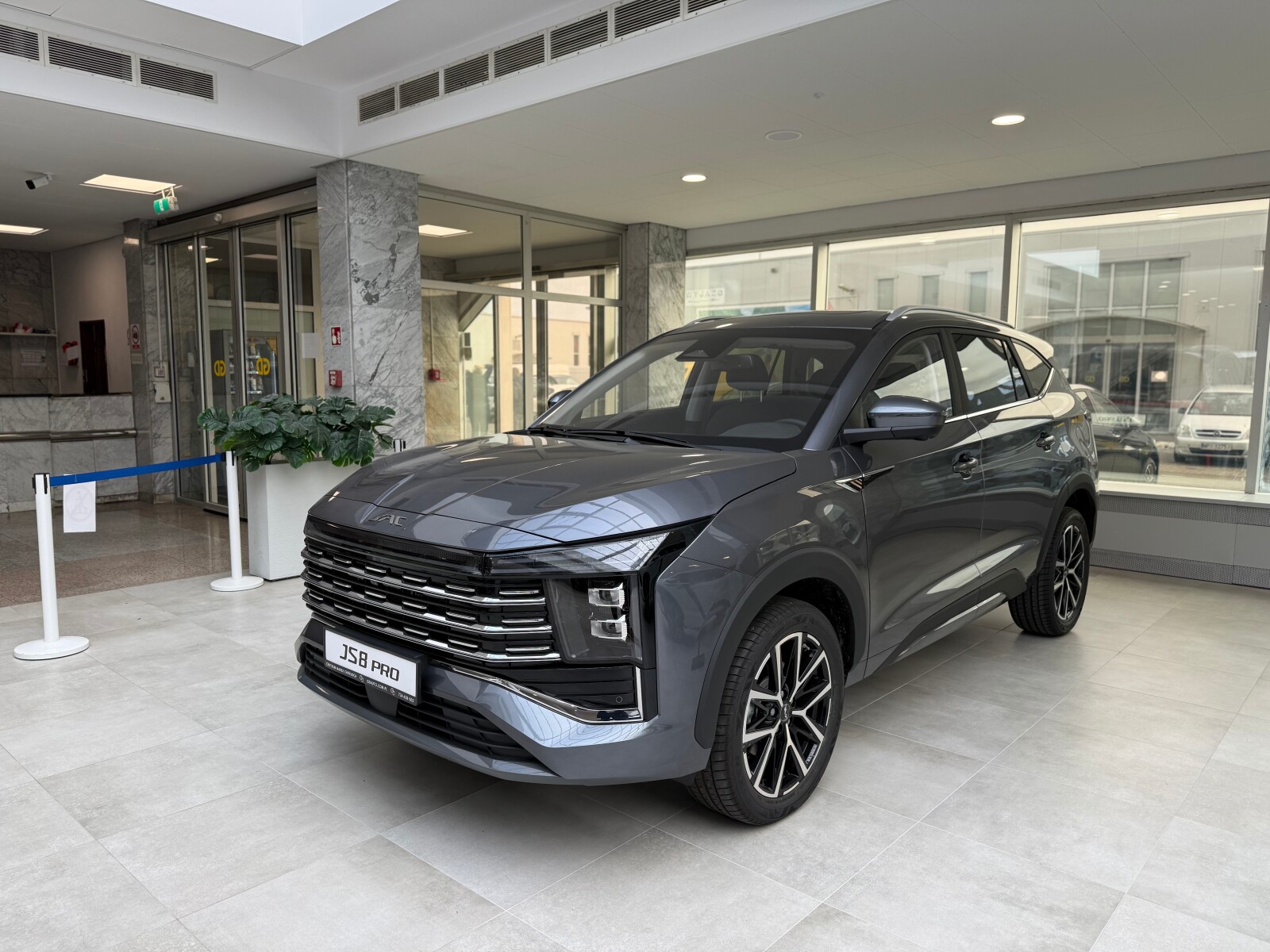 JAC JS8
